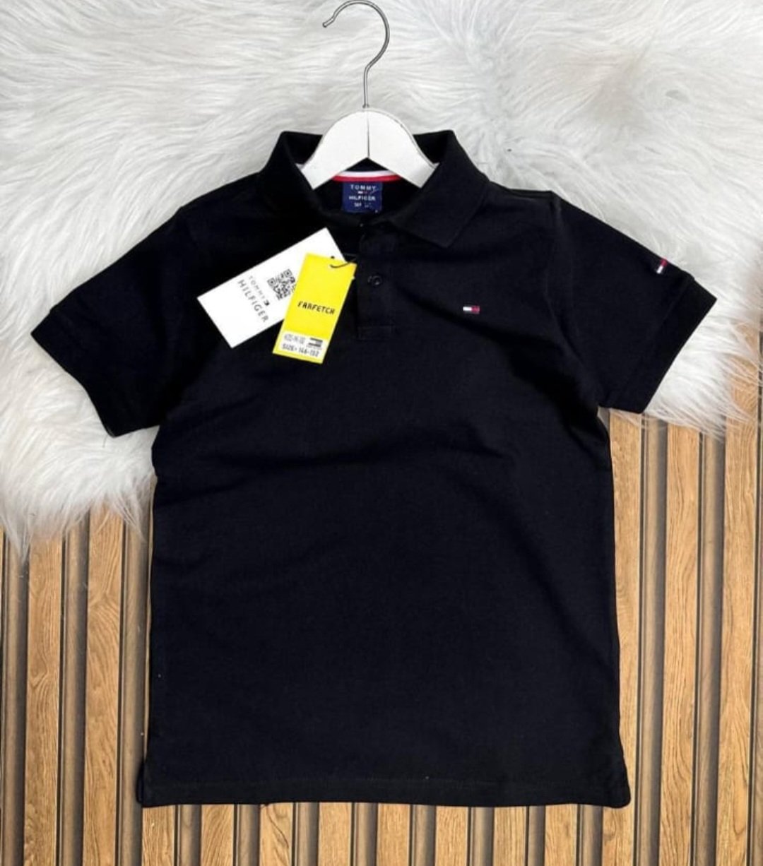 بلوزة Tommy قبه